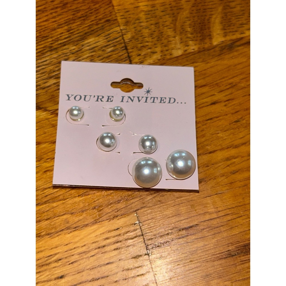 You're Invited White Faux Pearl Stud Earring Set 3 Pairs Graduated Sizes